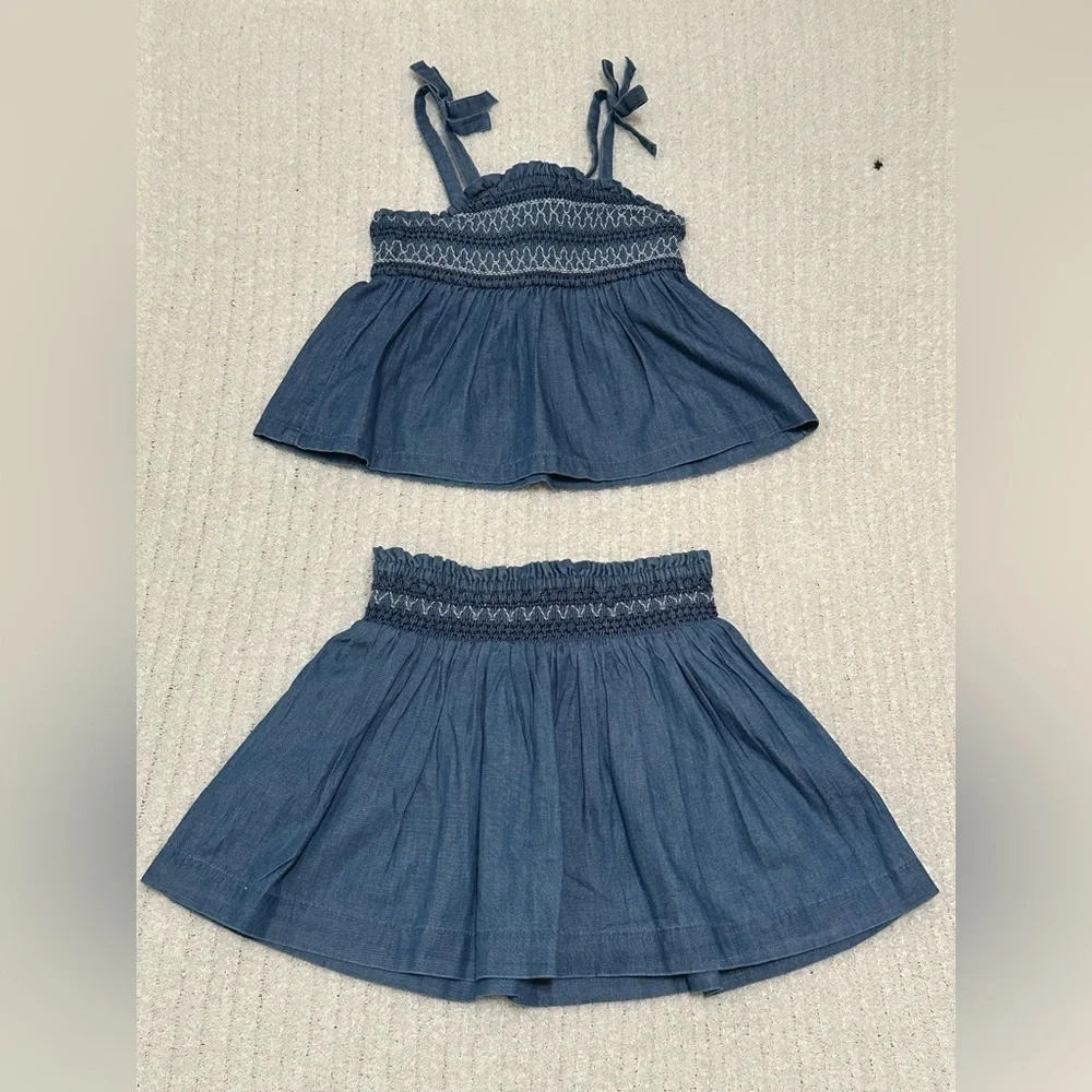 GAP two piece